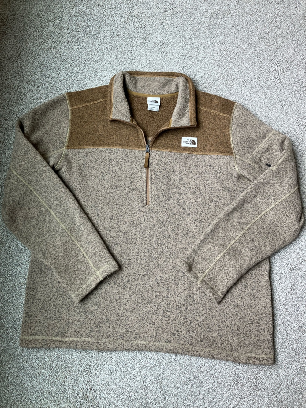 The North Face Men's Half-Zip Fleece Sweater in Taupe and Brown